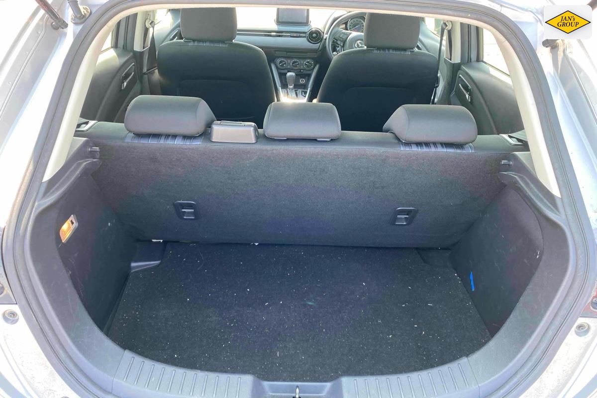 2016 Mazda Demio