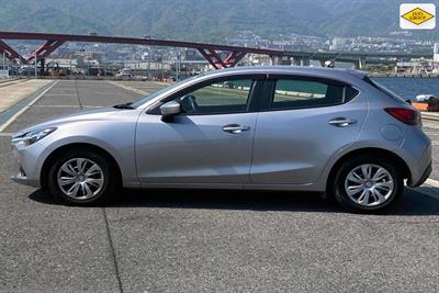 2016 Mazda Demio - Thumbnail