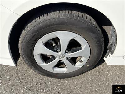 2015 Toyota Prius - Thumbnail