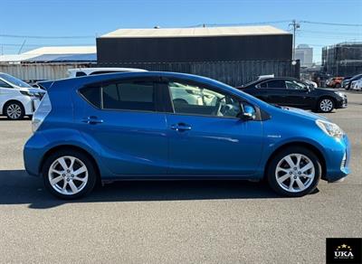 2014 Toyota Aqua - Thumbnail