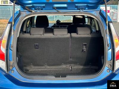 2015 Toyota Aqua - Thumbnail