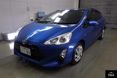 2015 Toyota Aqua - Thumbnail