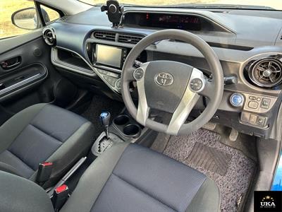 2015 Toyota Aqua - Thumbnail