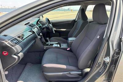 2012 Toyota Camry - Thumbnail