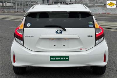 2018 Toyota Aqua - Thumbnail