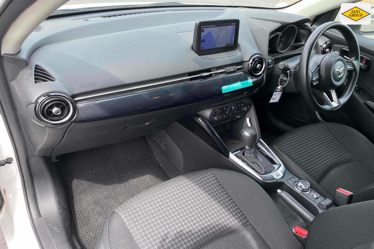 2019 Mazda Demio