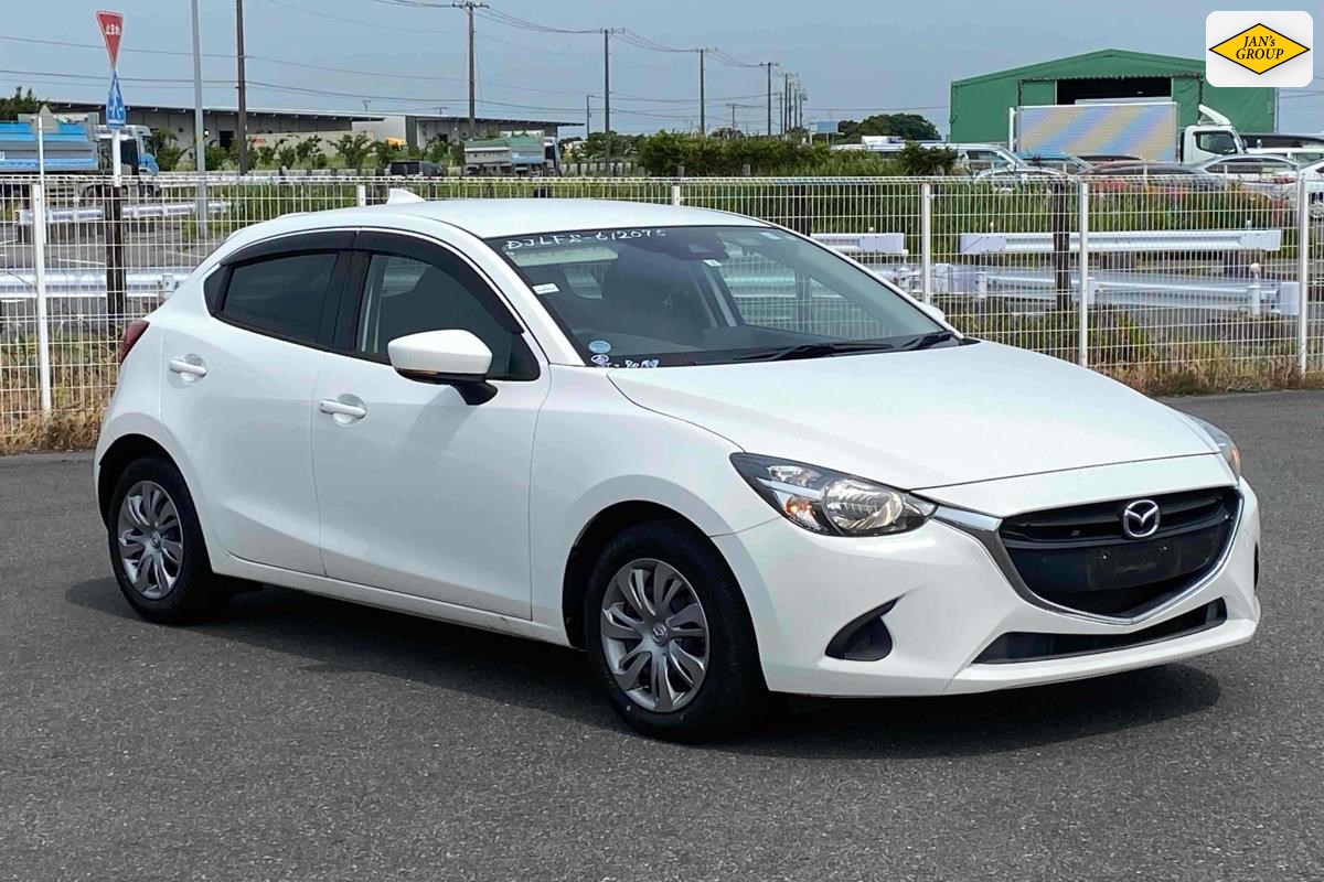 2019 Mazda Demio