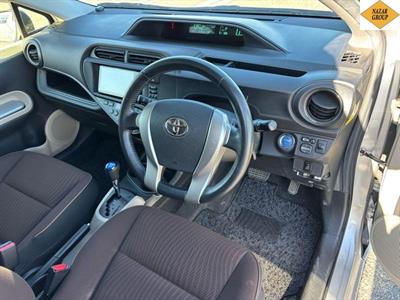 2012 Toyota Aqua - Thumbnail