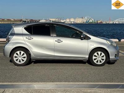 2012 Toyota Aqua - Thumbnail