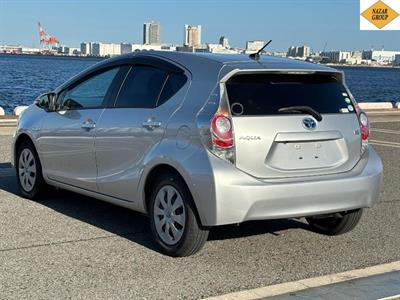 2012 Toyota Aqua - Thumbnail