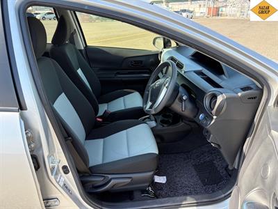 2014 Toyota Aqua - Thumbnail