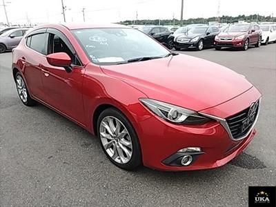 2016 Mazda Axela