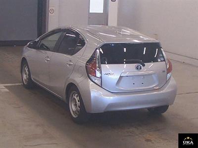 2015 Toyota Aqua - Thumbnail