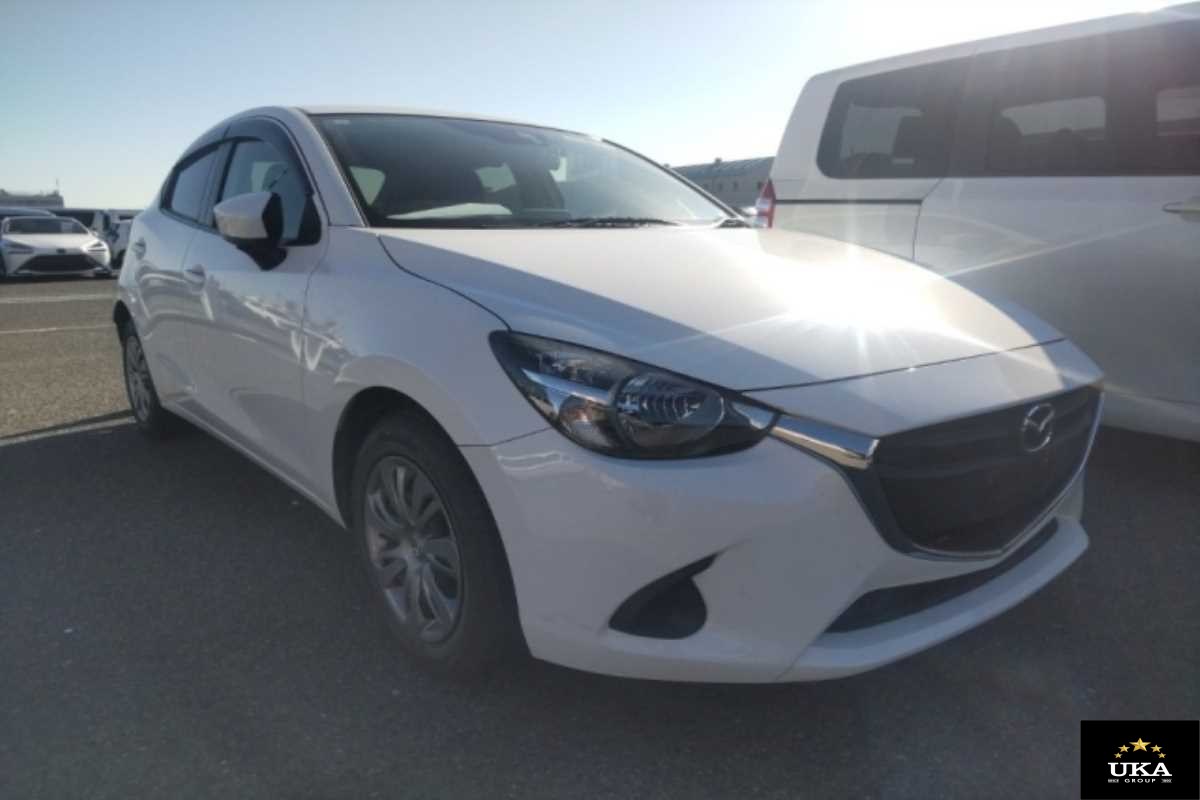 2017 Mazda Demio