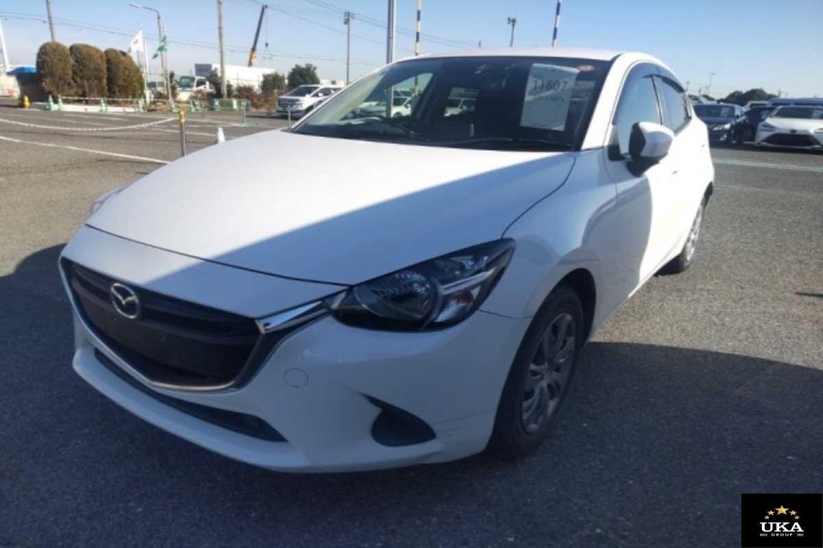 2017 Mazda Demio