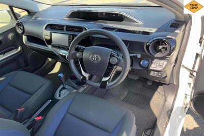 2019 Toyota Aqua - Thumbnail