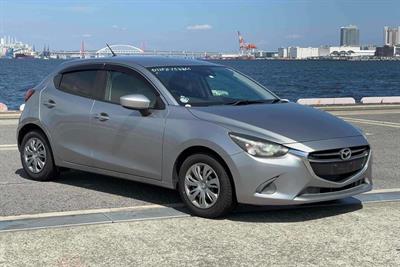 2016 Mazda Demio
