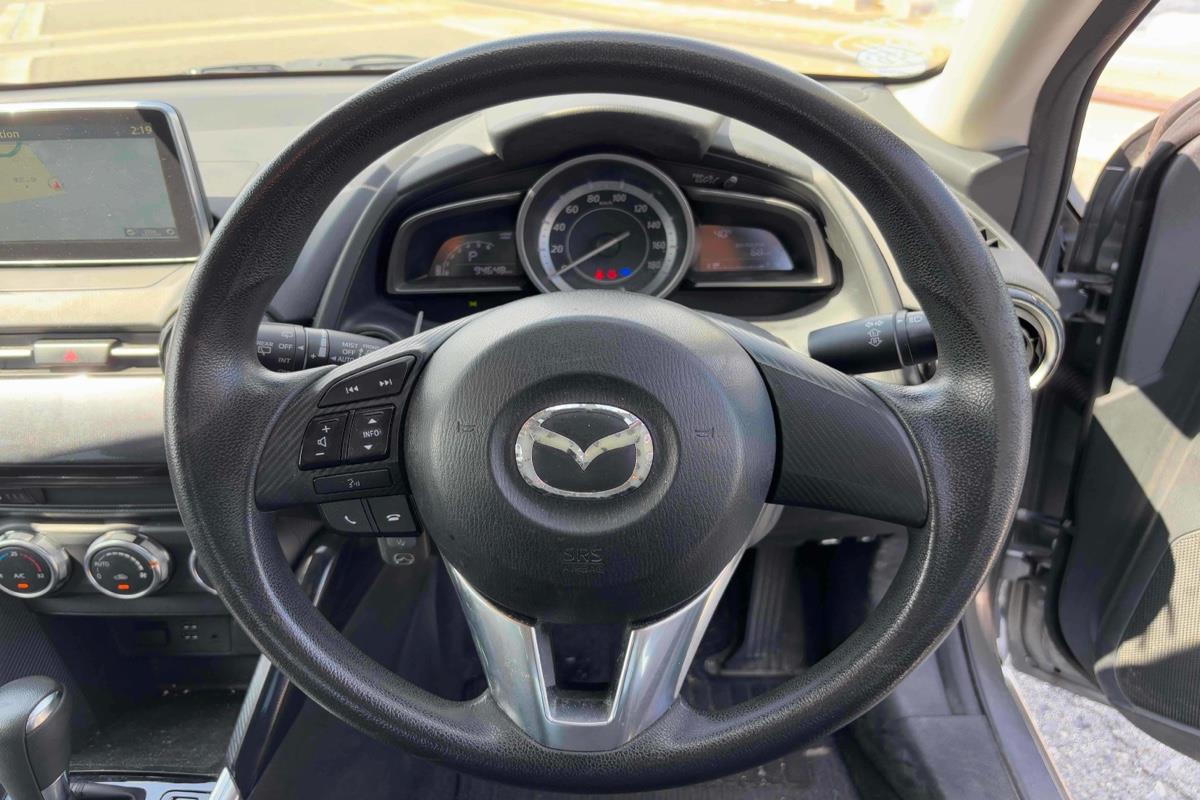 2016 Mazda Demio