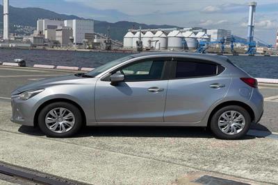 2016 Mazda Demio - Thumbnail