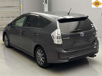 2012 Toyota Prius - Thumbnail