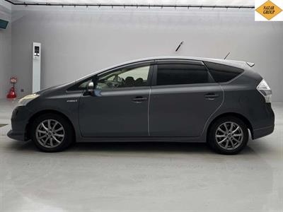 2012 Toyota Prius - Thumbnail