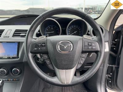 2012 Mazda Axela - Thumbnail