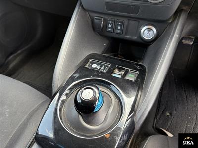 2021 Nissan Leaf - Thumbnail
