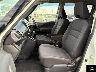 2017 Nissan Serena - Thumbnail