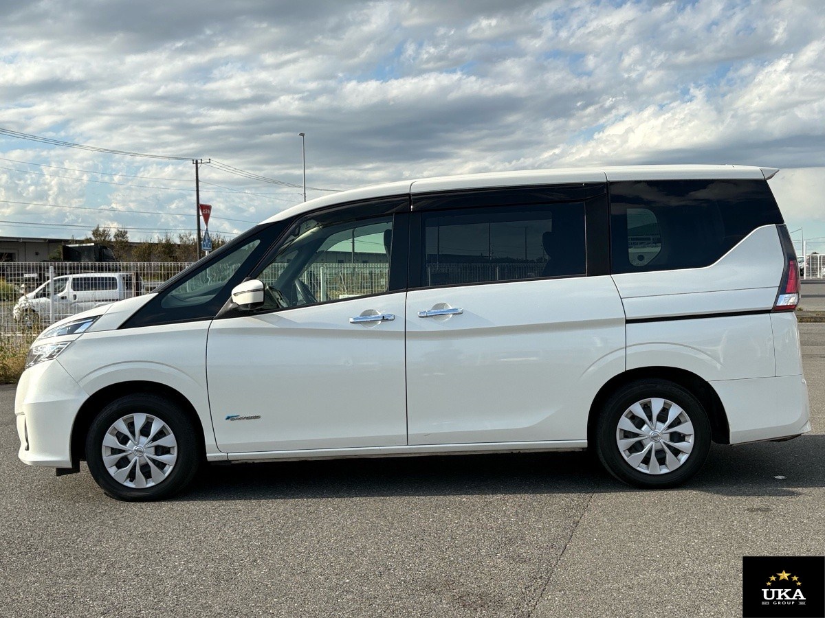 2017 Nissan Serena