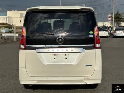 2017 Nissan Serena - Thumbnail