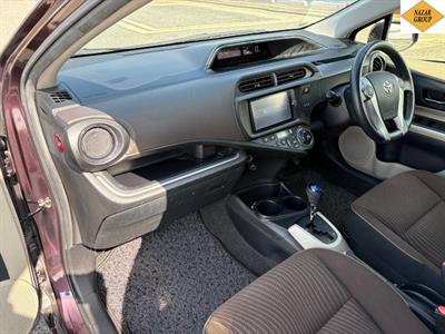 2014 Toyota Aqua - Thumbnail