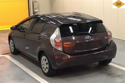 2014 Toyota Aqua - Thumbnail