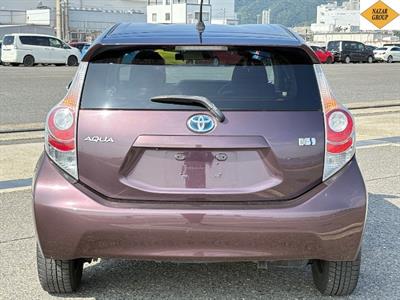 2014 Toyota Aqua - Thumbnail