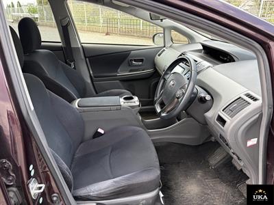 2013 Toyota Prius - Thumbnail