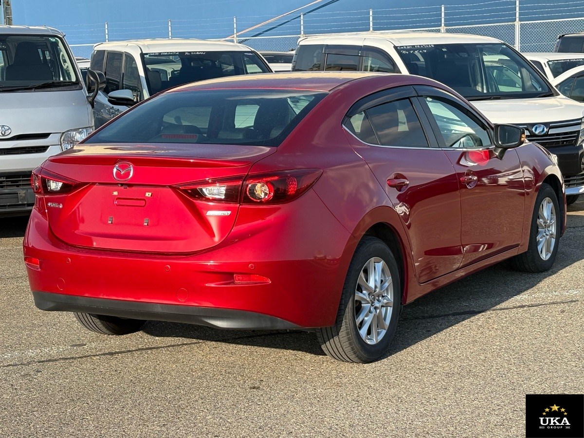 2015 Mazda Axela