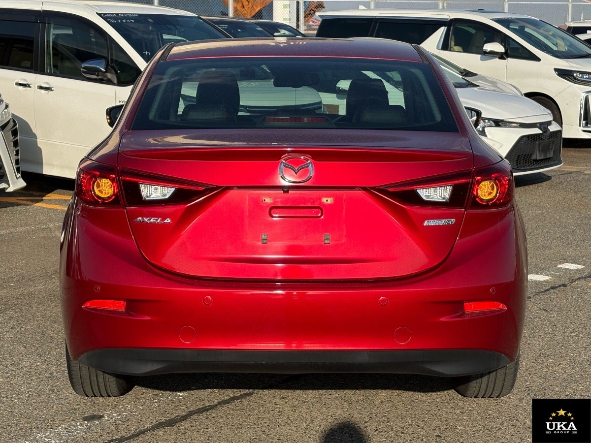 2015 Mazda Axela