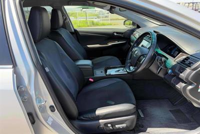 2012 Toyota Camry - Thumbnail