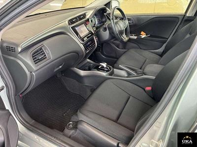 2015 Honda Grace - Thumbnail