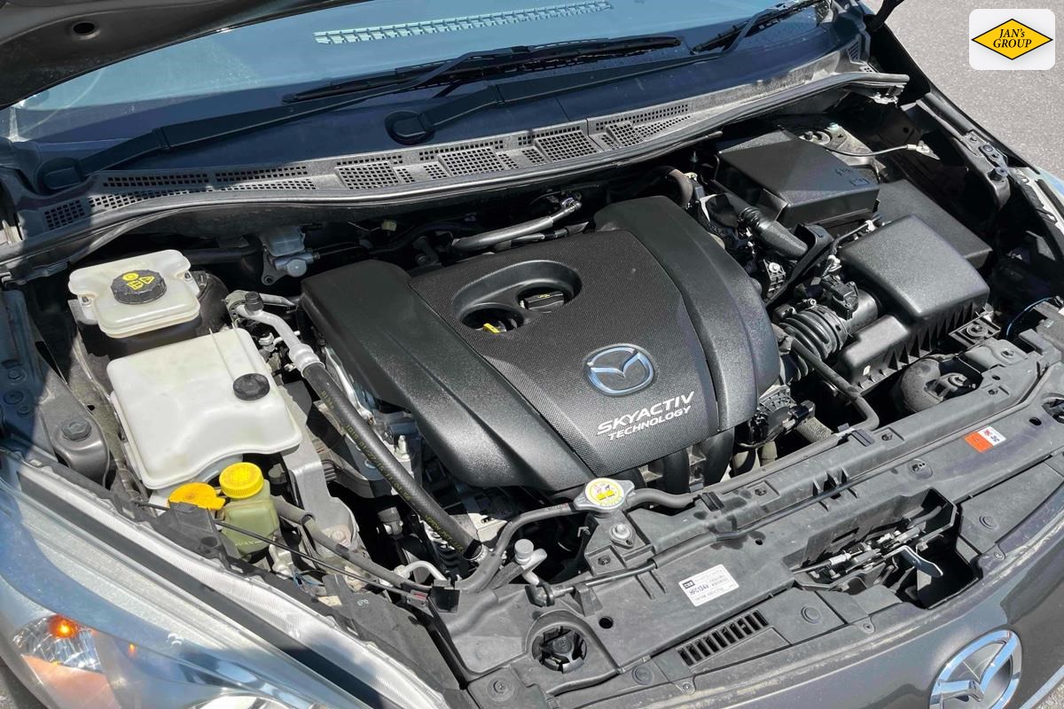 2015 Mazda Premacy
