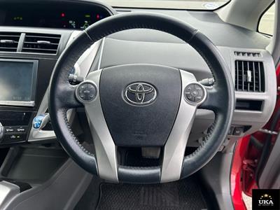 2013 Toyota Prius - Thumbnail