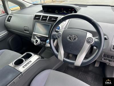 2013 Toyota Prius - Thumbnail