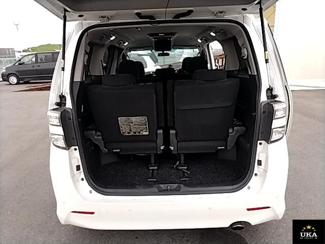 2013 Toyota Vellfire