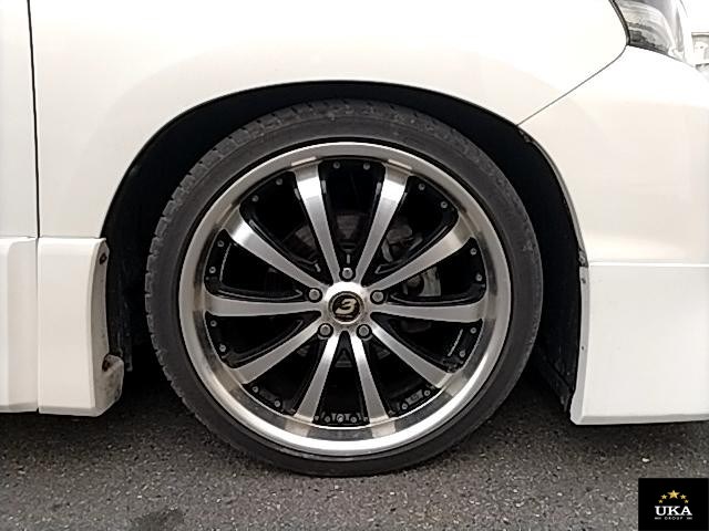 2013 Toyota Vellfire