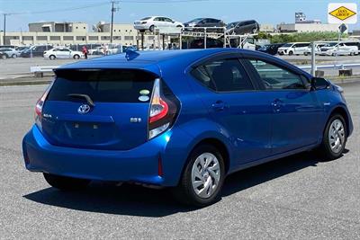 2020 Toyota Aqua - Thumbnail