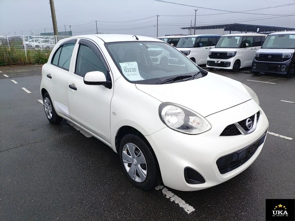 2017 Nissan March