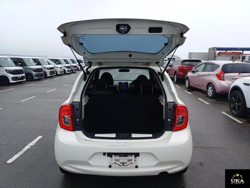 2017 Nissan March