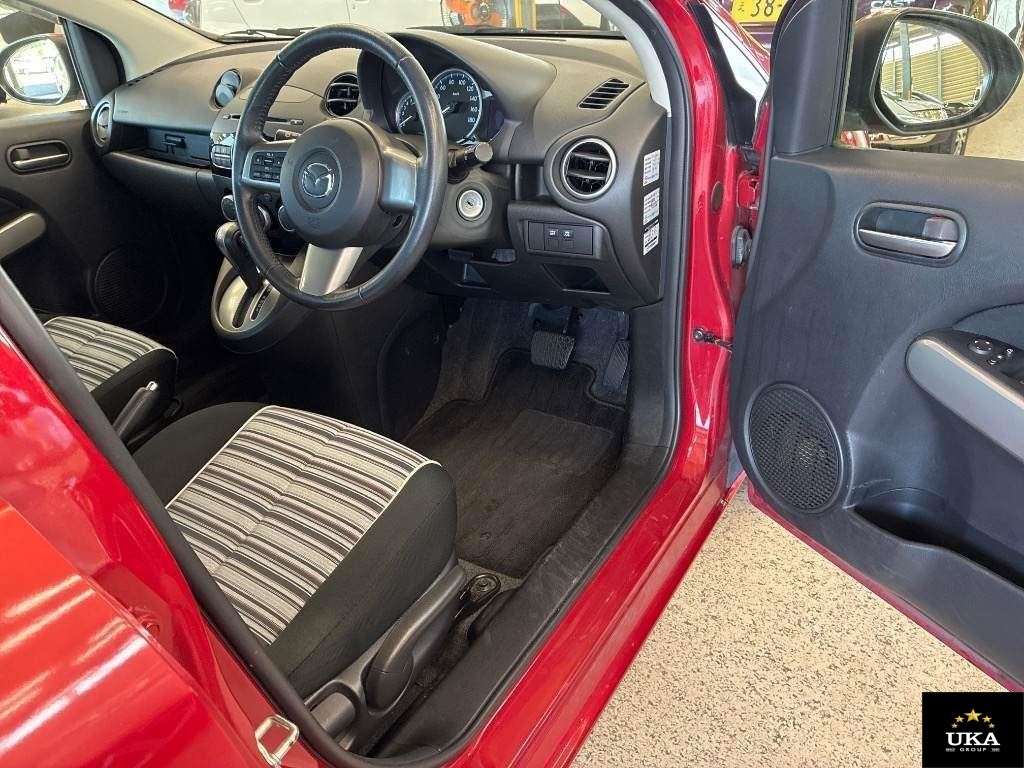 2013 Mazda Demio