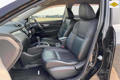 2014 Nissan X-Trail - Thumbnail