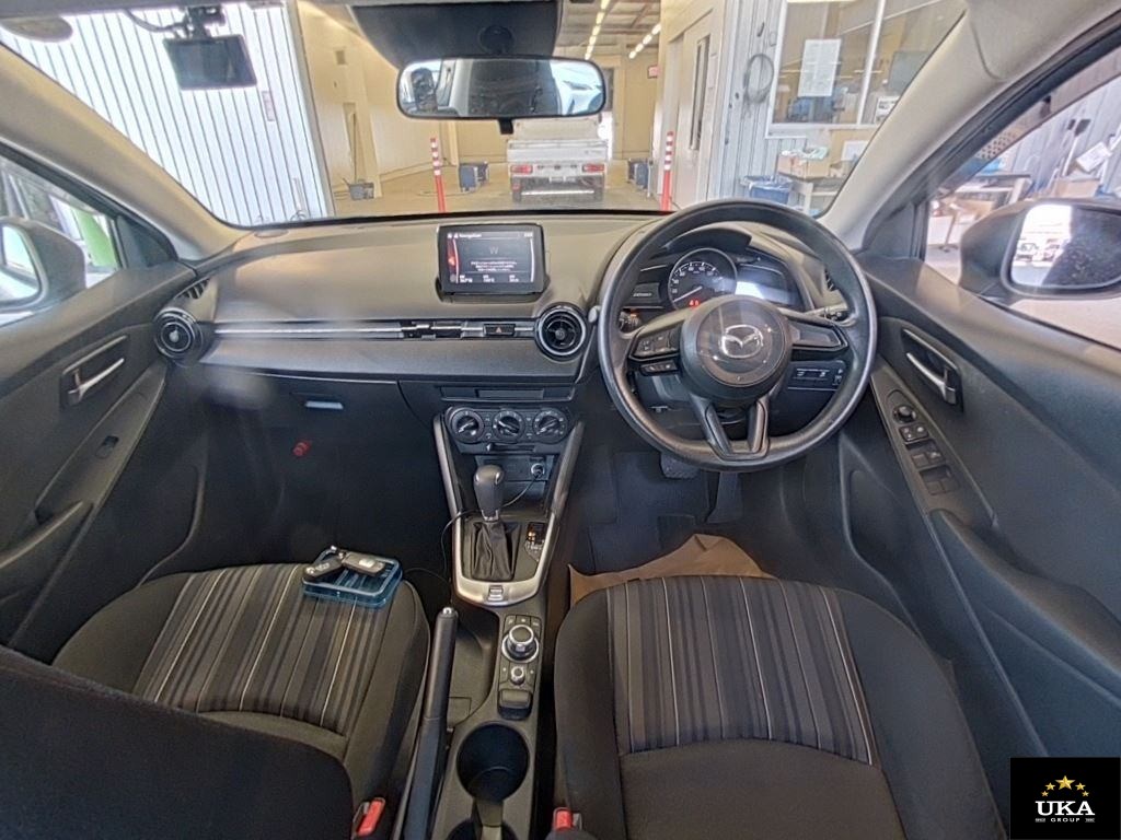 2017 Mazda Demio