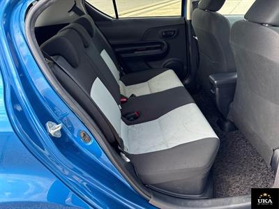 2014 Toyota Aqua - Thumbnail